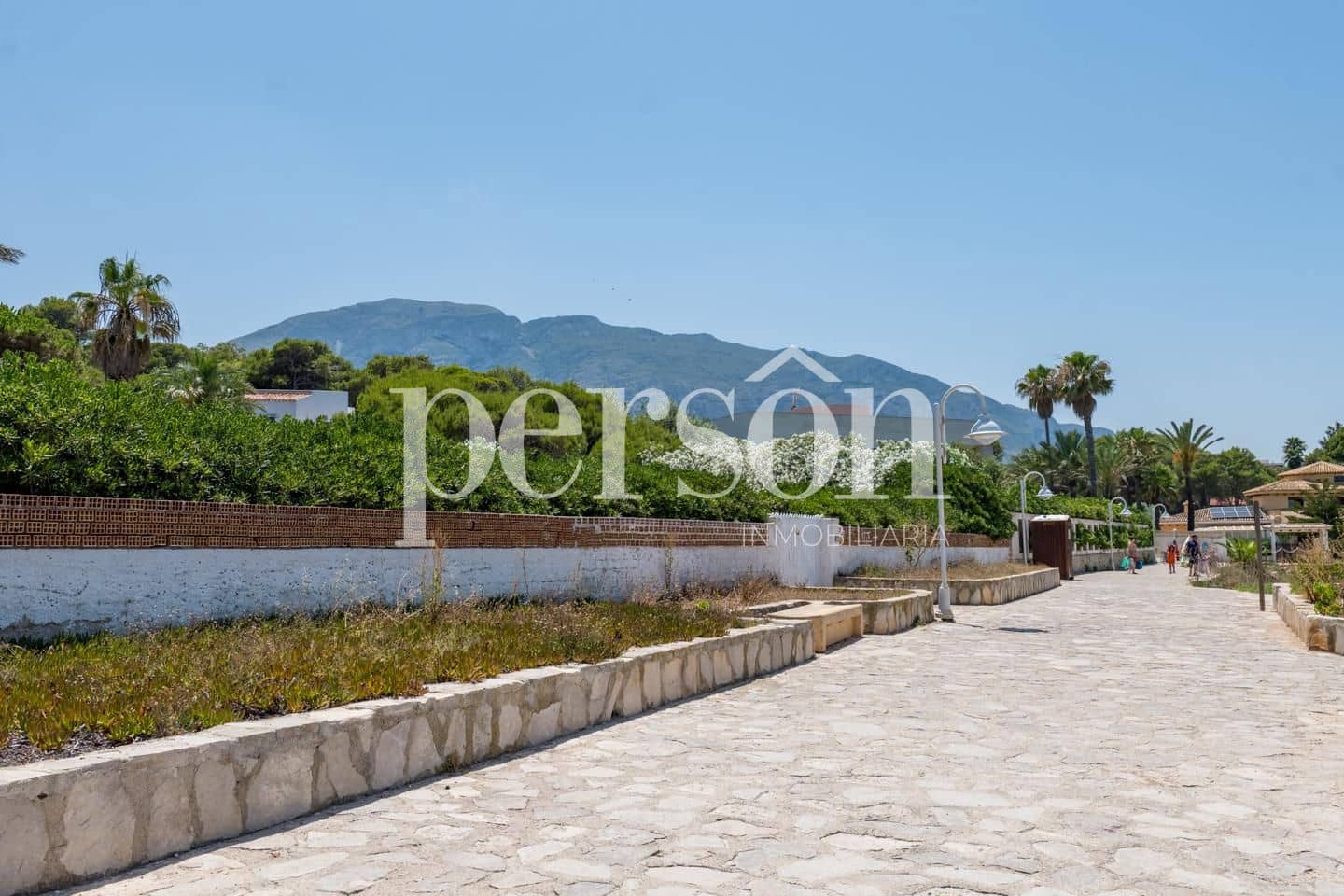 5 bedroom Villa for sale in Denia with pool garage - € 2,990,000 (Ref: 9973809)