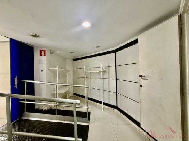 1 makuuhuone Kaupallinen vuokrattavana paikassa Valencia kaupunki - 3 800 € (Ref: 10029847)