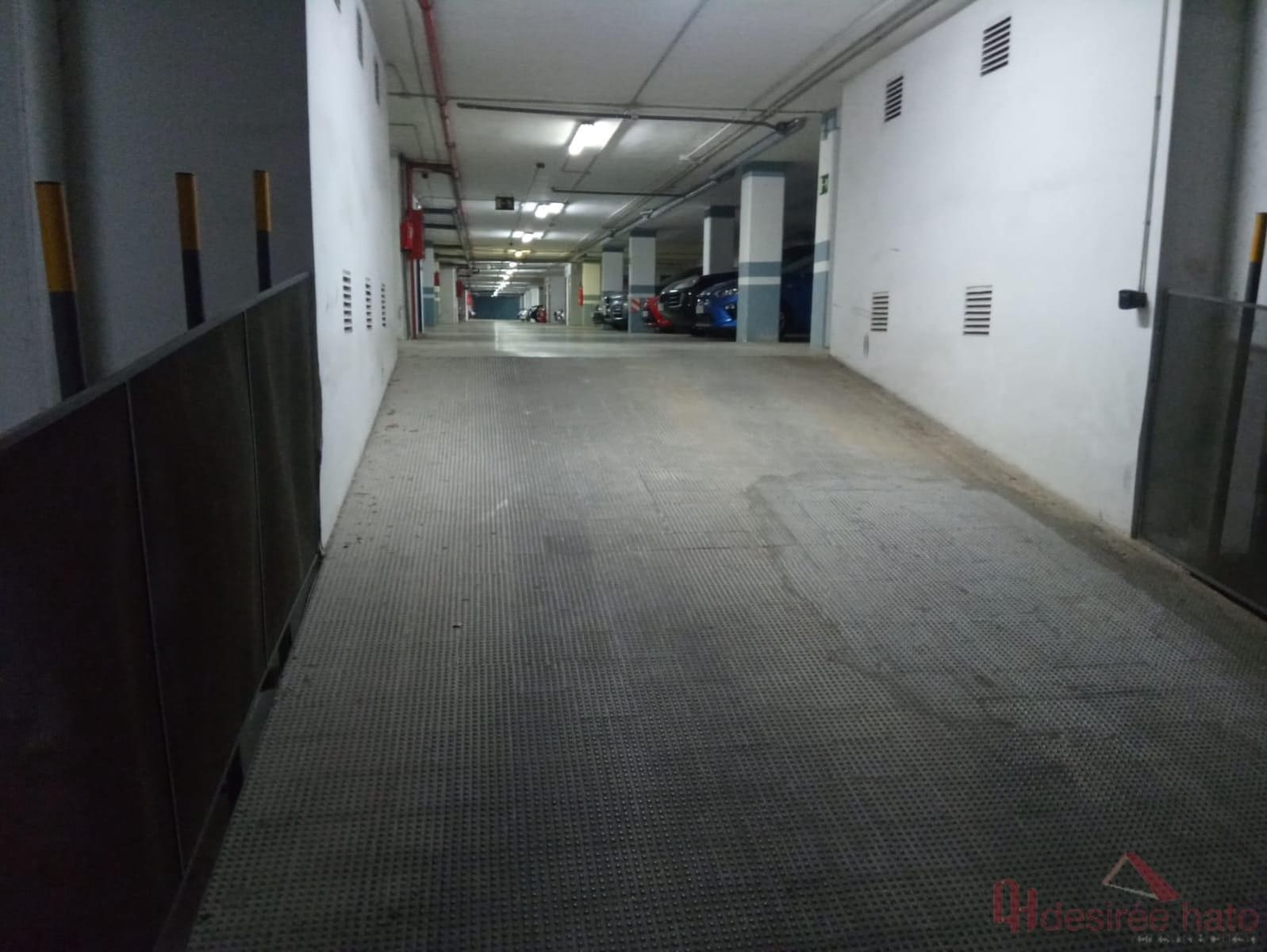 Garage in vendita in Valencia citta - 29.000 € (Rif: 10033280)