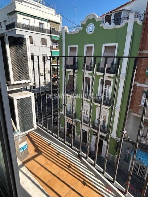 2 bedroom Flat for sale in Valencia city - € 450,000 (Ref: 10034682)