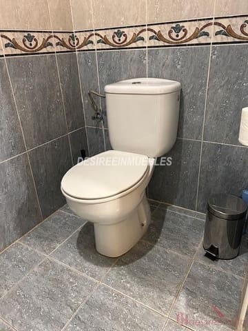 2 bedroom Flat for sale in En Corts, Valencia city - € 450,000 (Ref: 10034682)
