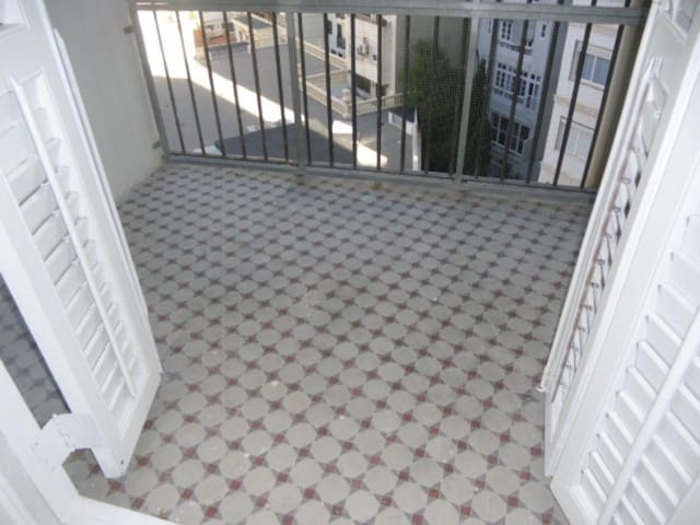 4 makuuhuone Asunto vuokrattavana paikassa La Gran Via, Valencia kaupunki - 3 000 € (Ref: 10044211)