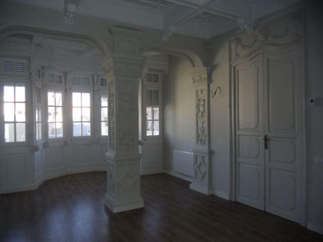 4 makuuhuone Asunto vuokrattavana paikassa La Gran Via, Valencia kaupunki - 3 000 € (Ref: 10044211)