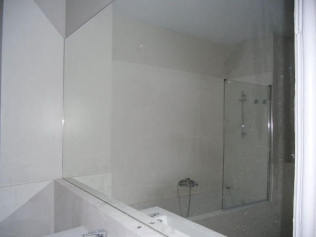 4 makuuhuone Asunto vuokrattavana paikassa La Gran Via, Valencia kaupunki - 3 000 € (Ref: 10044211)