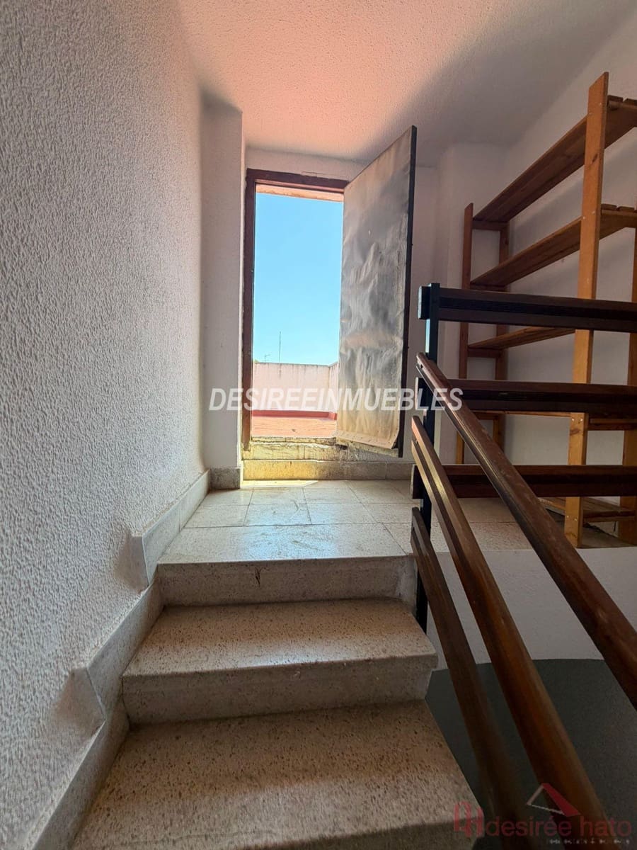 Local Comercial en Manises en venta - 450.000 € (Ref: 10062938)