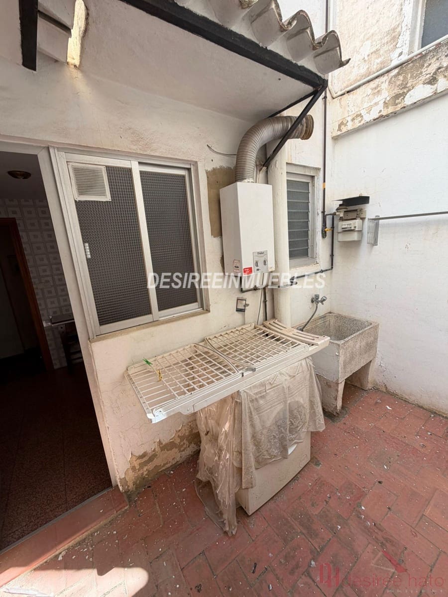 Local Comercial en Manises en venta - 450.000 € (Ref: 10062938)