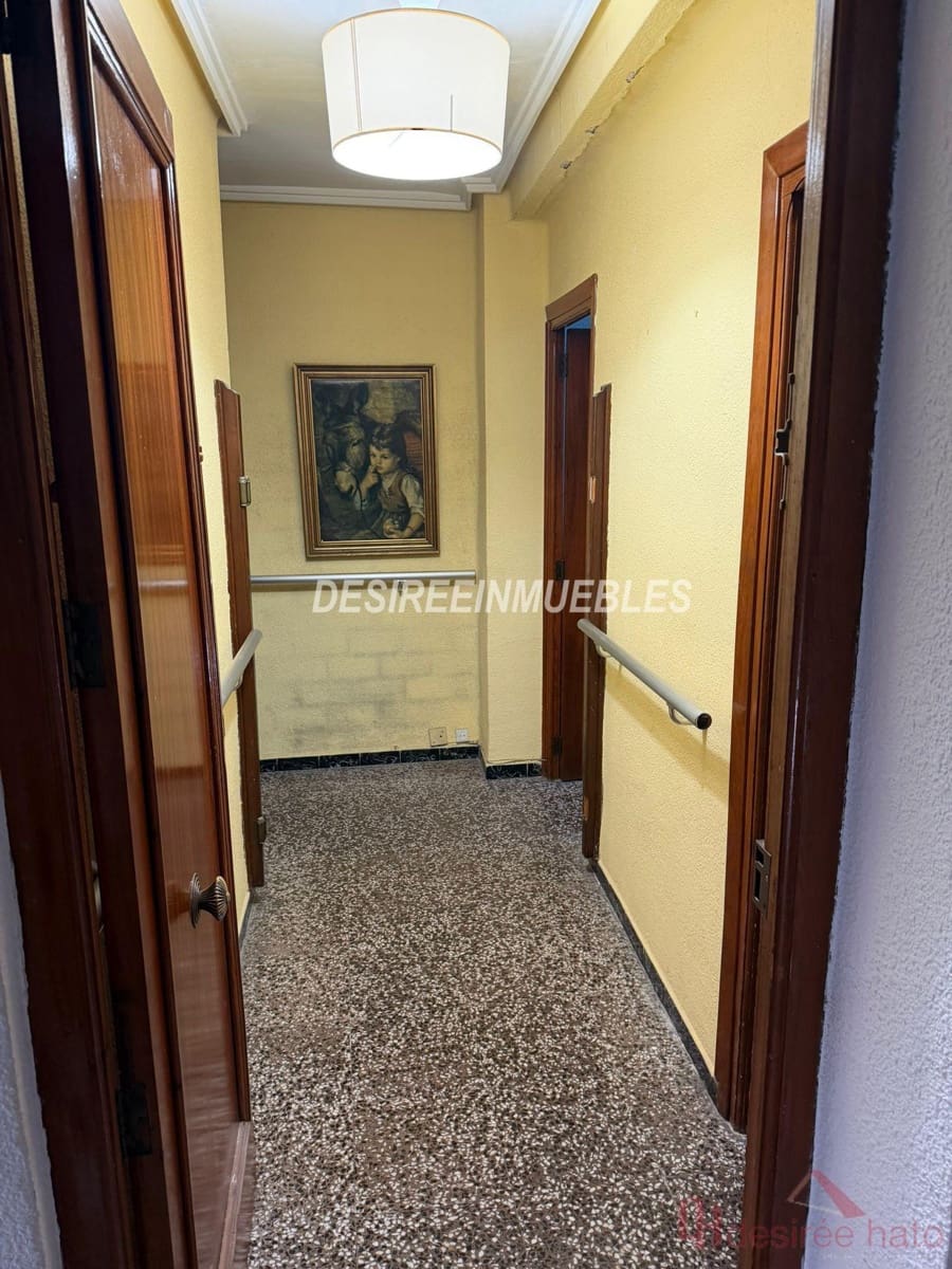 Local Comercial en Manises en venta - 450.000 € (Ref: 10062938)