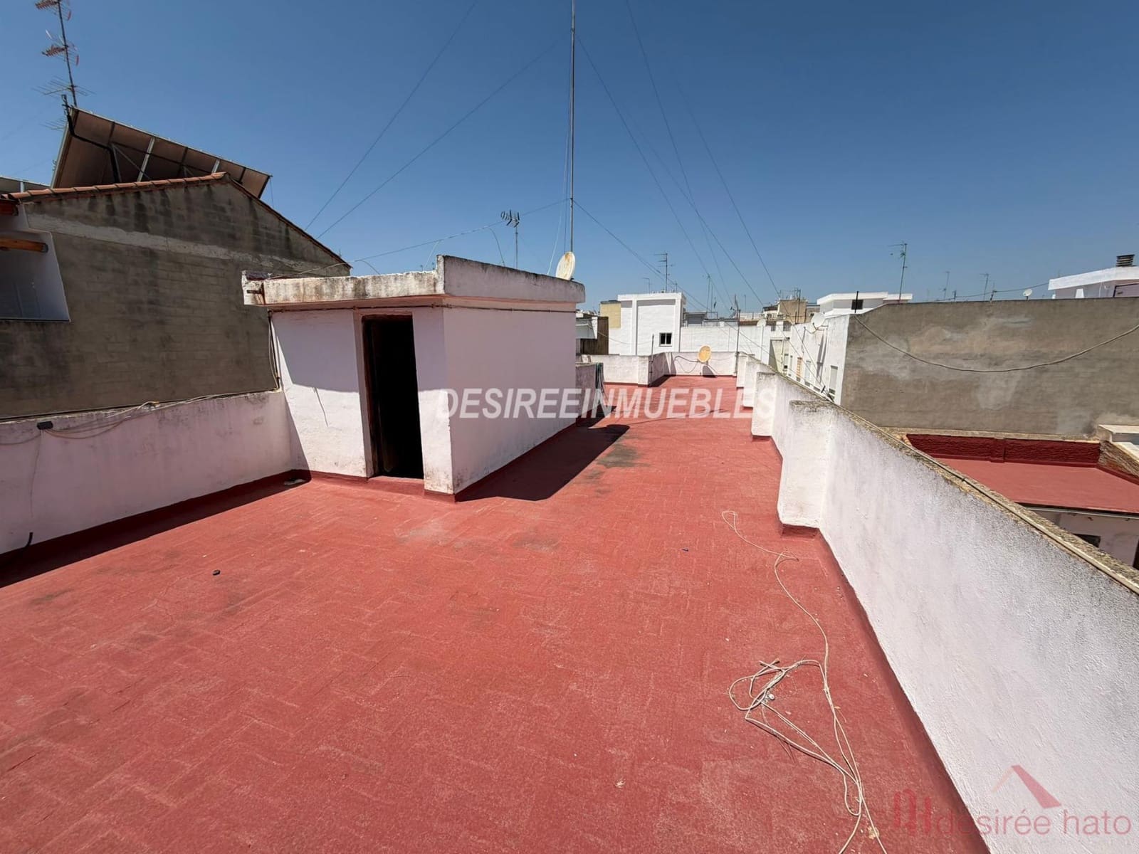 Local Comercial en Manises en venta - 450.000 € (Ref: 10062938)