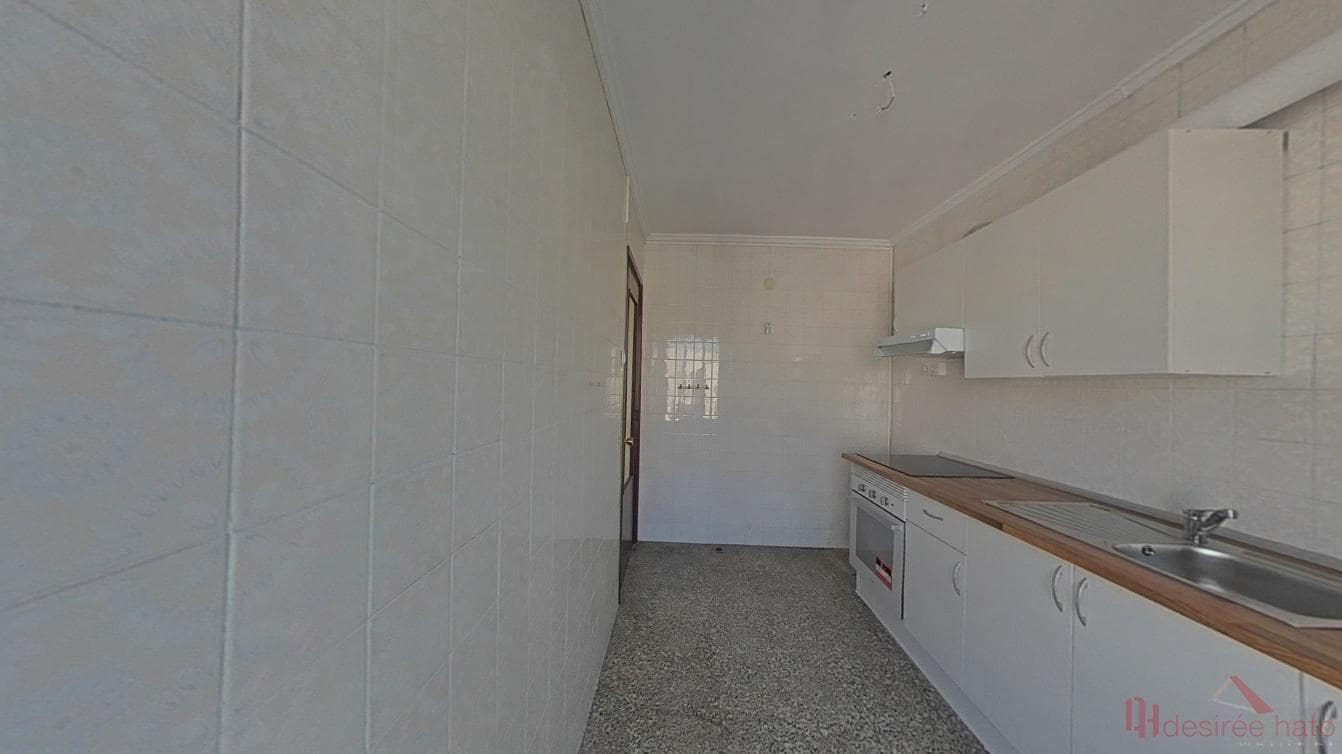 Piso de 3 habitaciones en València ciudad en venta - 199.000 € (Ref: 10075593)