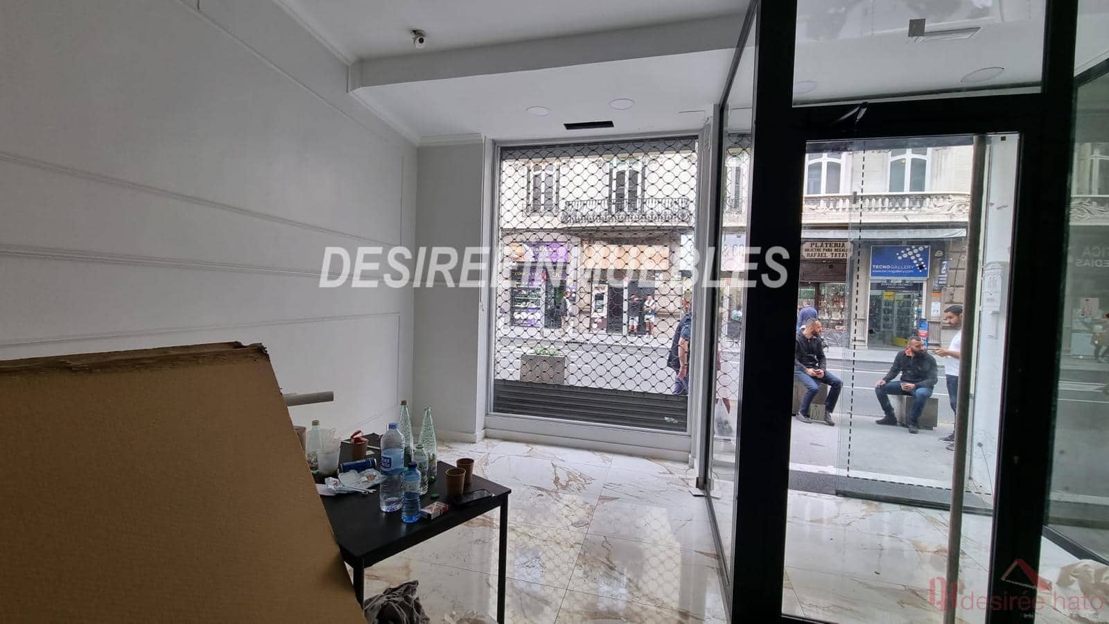 2 soveværelse Erhverv til leje i Valencia by - € 3.300 (Ref: 10075594)
