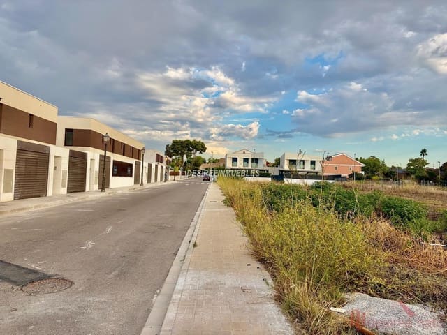 Building Plot for sale in Rocafort - € 600,000 (Ref: 10080017)