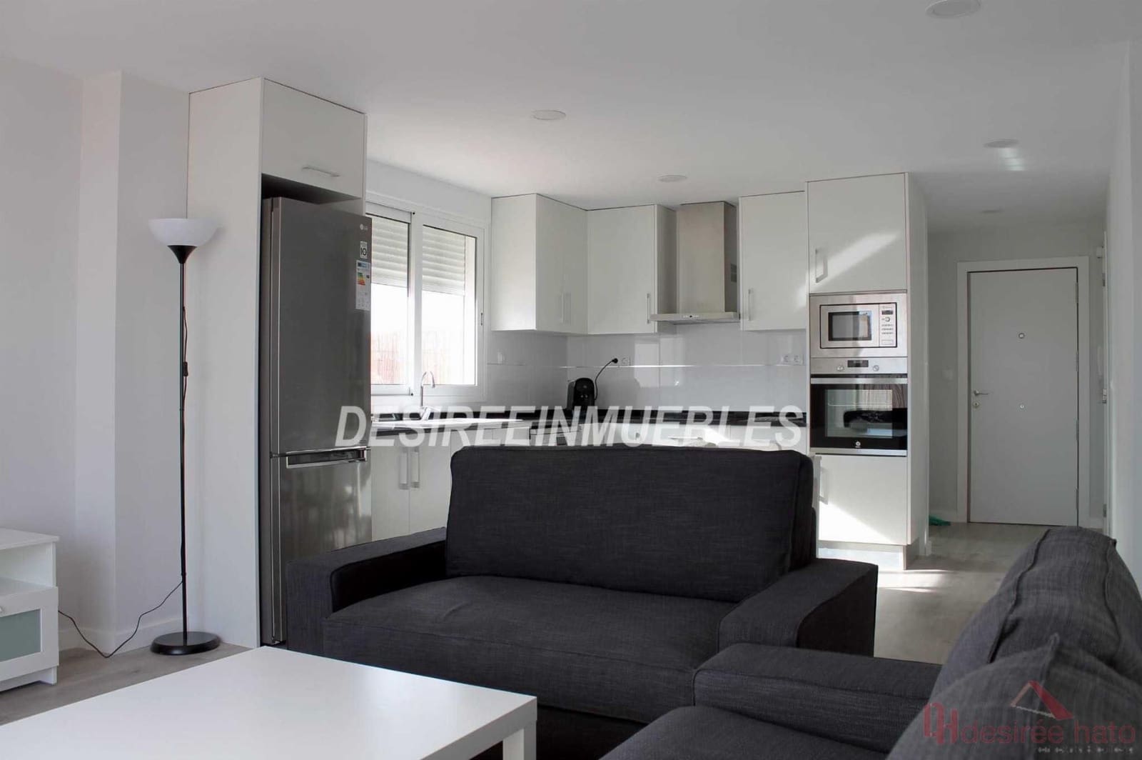 Penthouse de 2 chambres à louer à Valence ville avec garage - 2 000 € (Ref: 10081117)