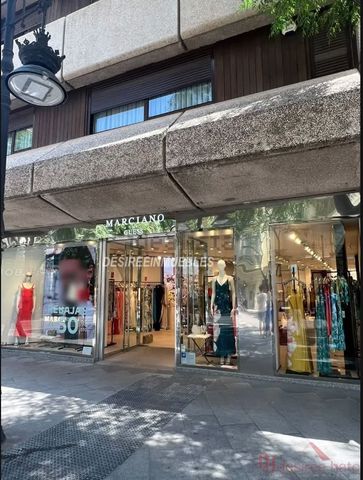 2 slaapkamer Commercieel te huur in El Pla del Remei, Valencia stad - € 12.000 (Ref: 10118197)