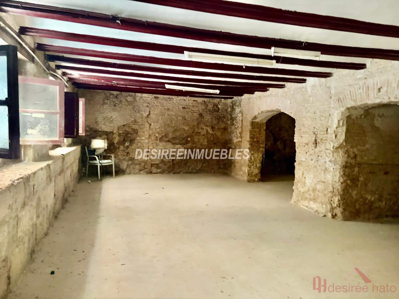 Local Comercial de 1 habitación en València ciudad en venta - 450.000 € (Ref: 10121000)