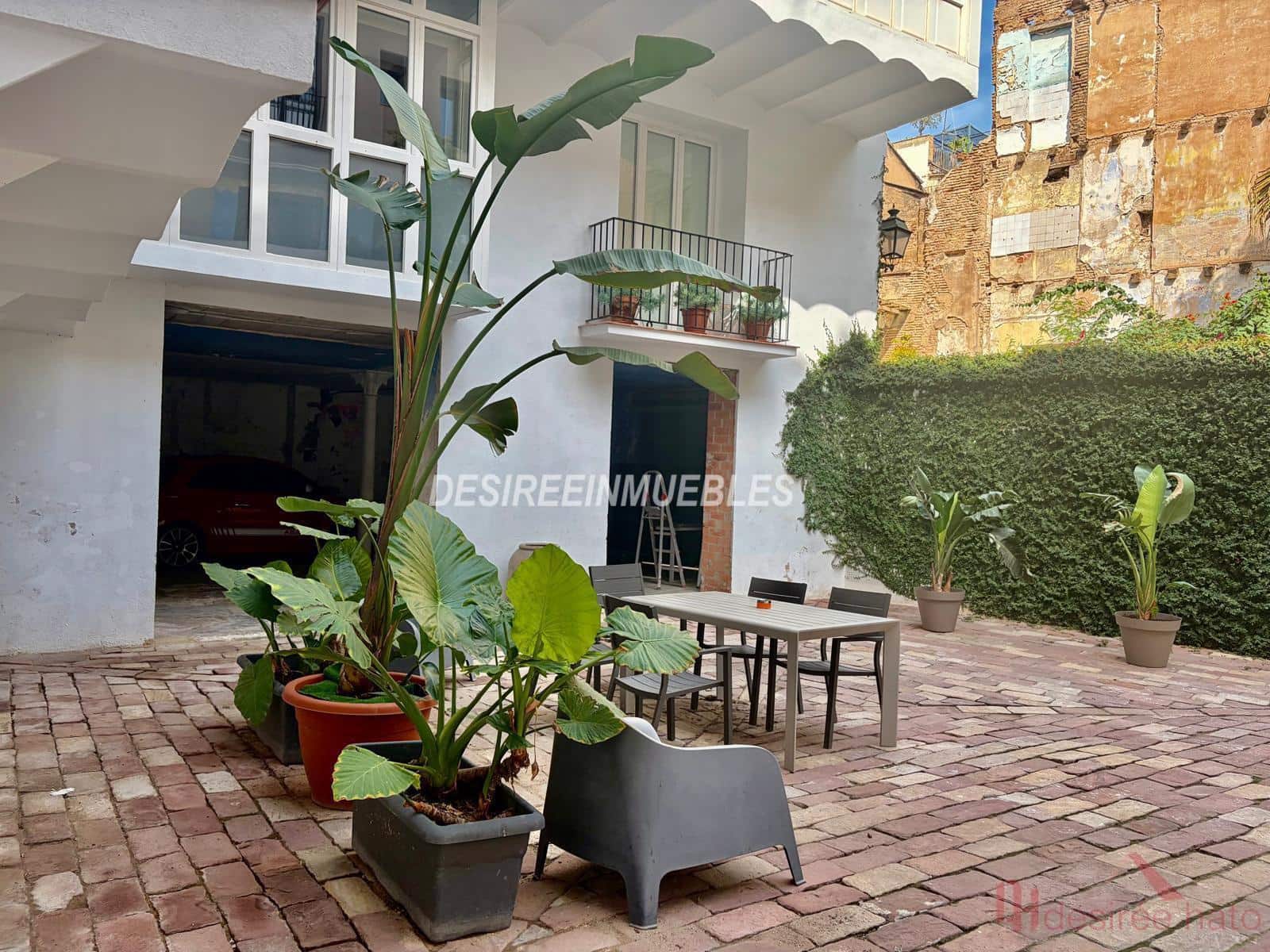 Local Comercial de 1 habitación en València ciudad en venta - 450.000 € (Ref: 10121000)