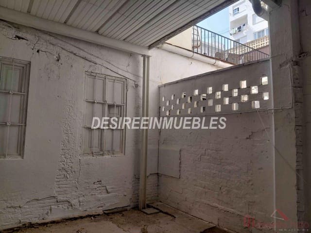 1 sypialnia Komercyjne do wynajęcia w La Gran Via, Miasto Walencja - 3 000 € (Ref: 10129357)