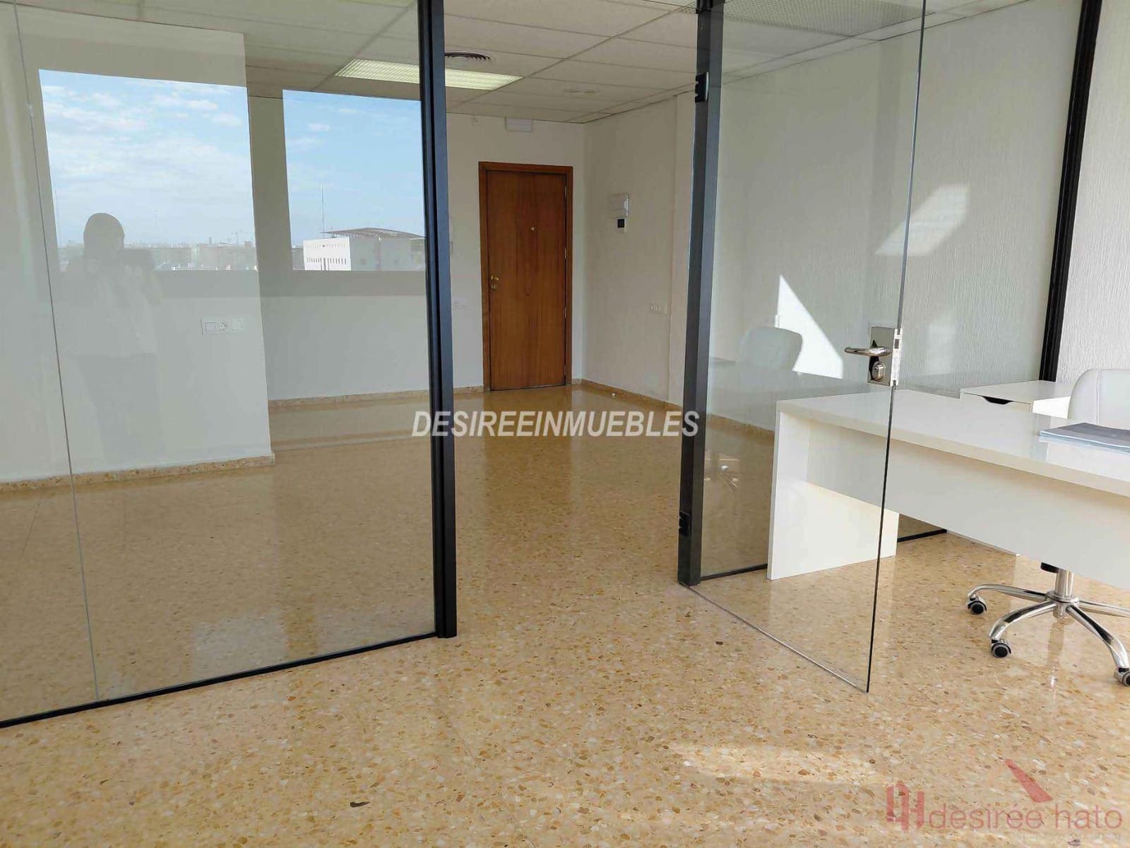 1 makuuhuone Toimisto vuokrattavana paikassa Valencia kaupunki - 1 200 € (Ref: 10142510)