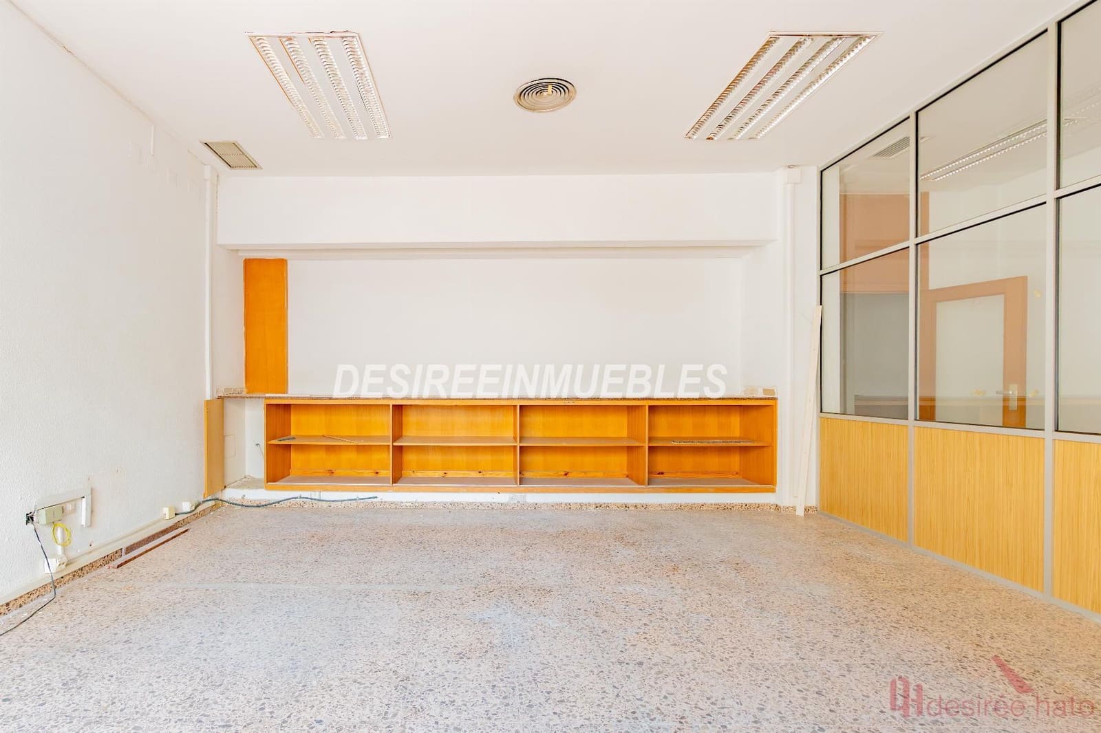 1 bedroom Commercial for sale in Moncada - € 543,000 (Ref: 10160655)