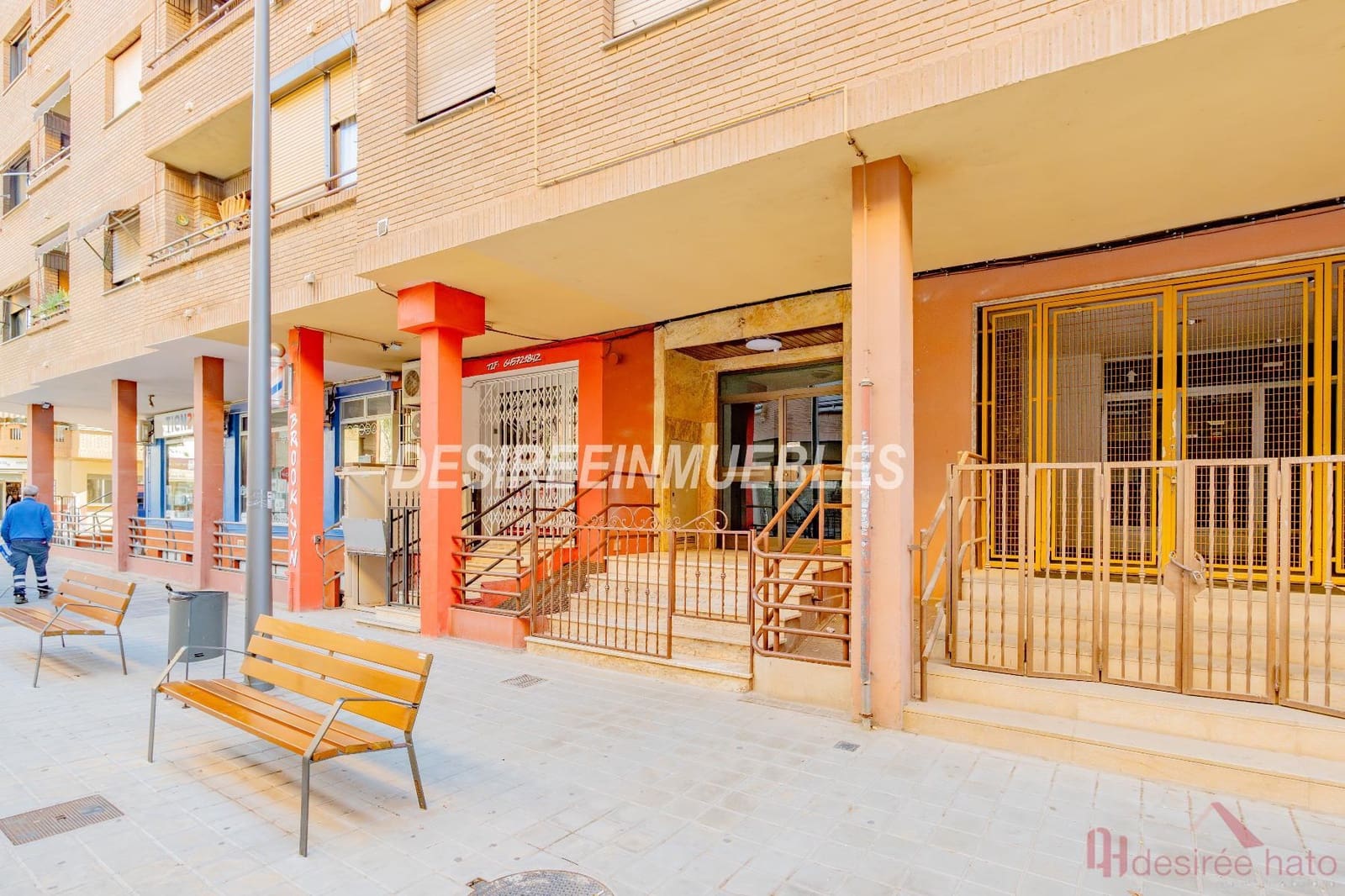 1 bedroom Commercial for sale in Moncada - € 543,000 (Ref: 10160655)