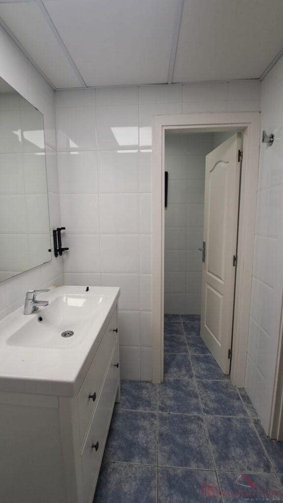 1 soveværelse Lejlighed til leje i Valencia by - € 1.000 (Ref: 10163776)