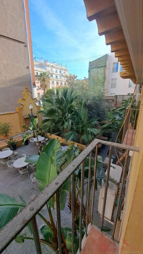 1 soveværelse Lejlighed til leje i Valencia by - € 1.000 (Ref: 10163776)