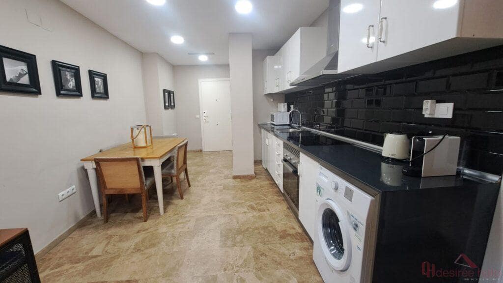 1 soveværelse Lejlighed til leje i Valencia by - € 1.000 (Ref: 10163776)