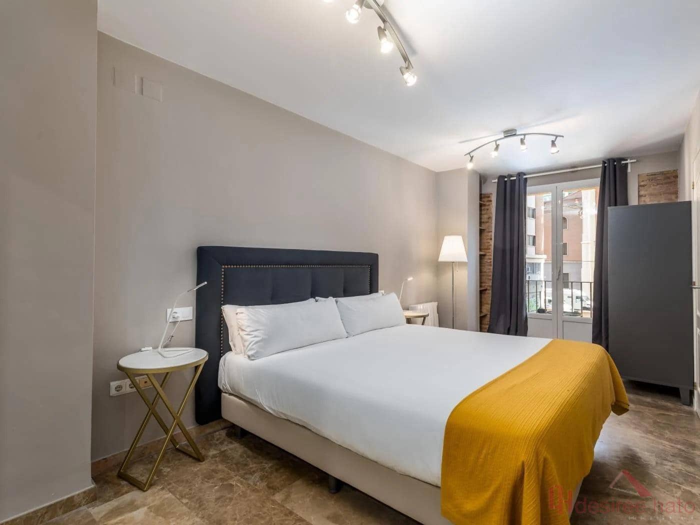 1 soveværelse Lejlighed til leje i Valencia by - € 1.000 (Ref: 10163776)