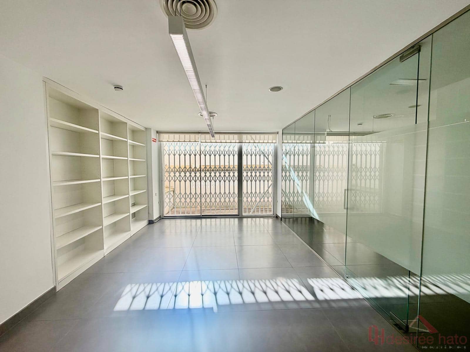 Office for rent in Valencia city - € 4,000 (Ref: 10163777)