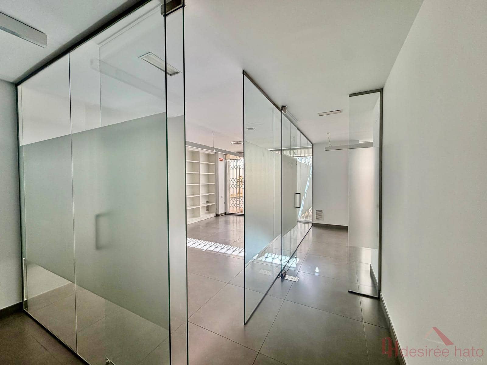 Office for rent in Valencia city - € 4,000 (Ref: 10163777)