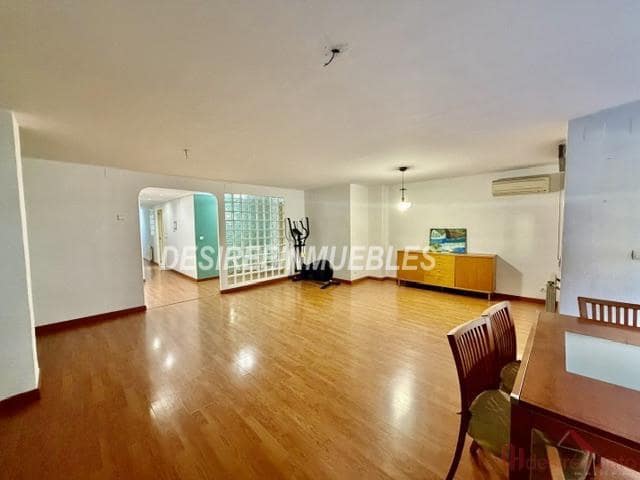 Piso de 3 habitaciones en Arrancapins, València ciudad en venta con garaje - 450.000 € (Ref: 10172889)