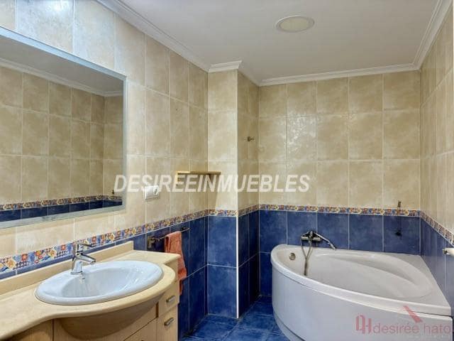 Piso de 3 habitaciones en Arrancapins, València ciudad en venta con garaje - 450.000 € (Ref: 10172889)