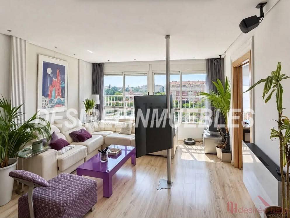 Piso de 3 habitaciones en València ciudad en venta con garaje - 535.000 € (Ref: 10184847)
