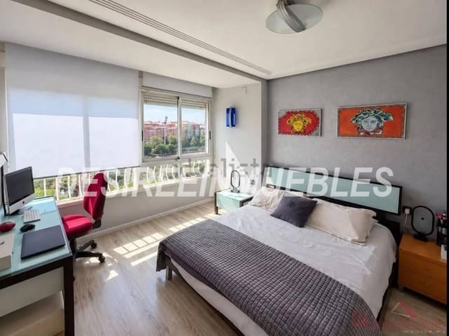 Piso de 3 habitaciones en Campanar, València ciudad en venta con garaje - 535.000 € (Ref: 10184847)