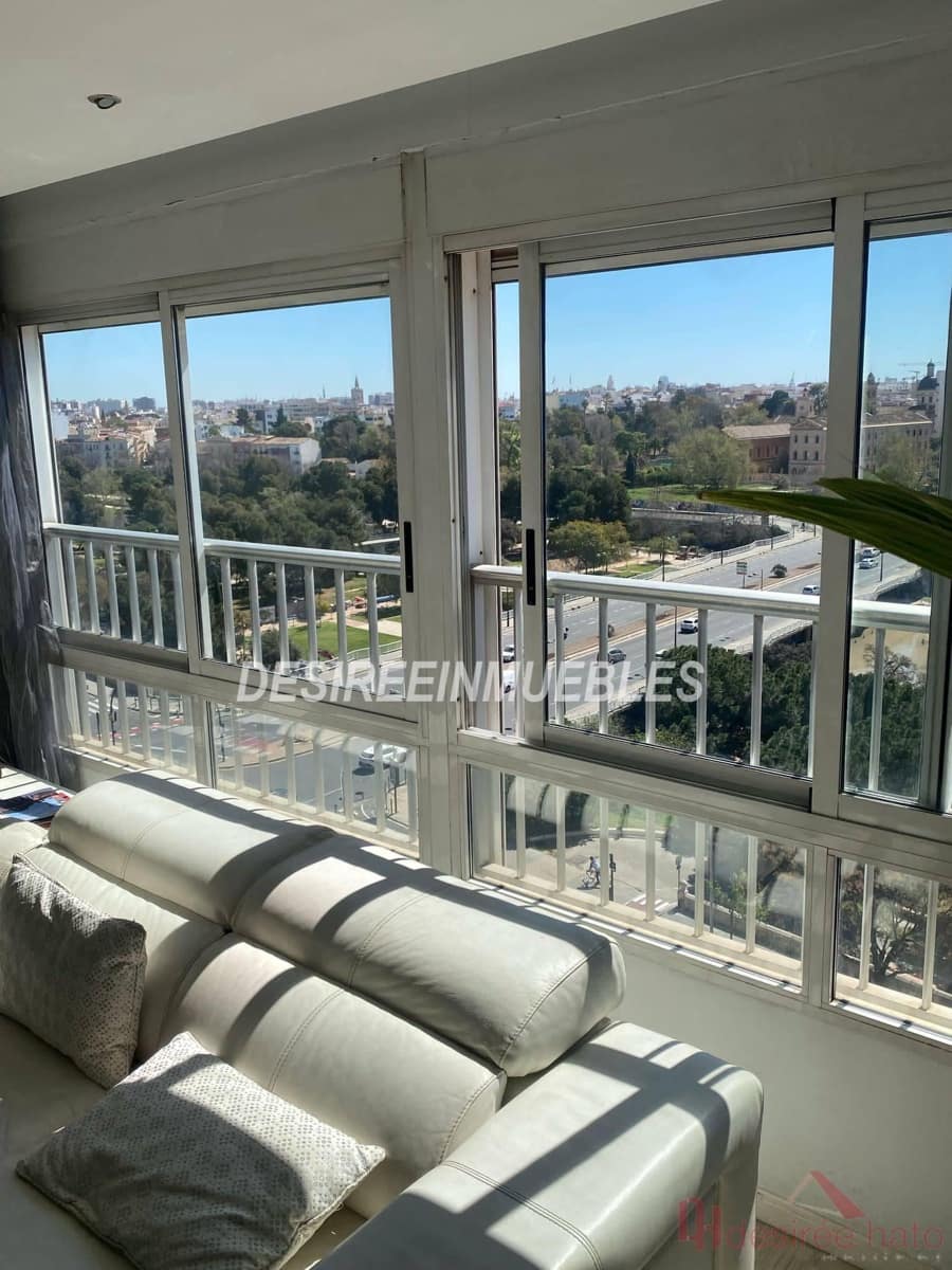 Piso de 3 habitaciones en València ciudad en venta con garaje - 535.000 € (Ref: 10184847)