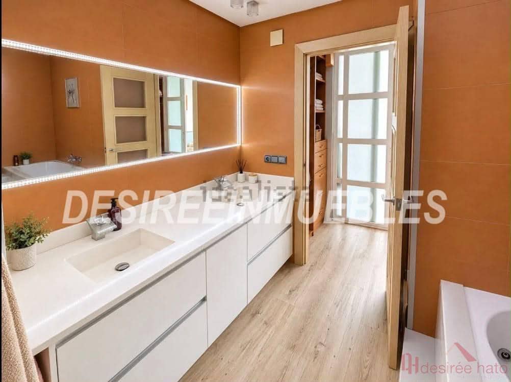 Piso de 3 habitaciones en València ciudad en venta con garaje - 535.000 € (Ref: 10184847)