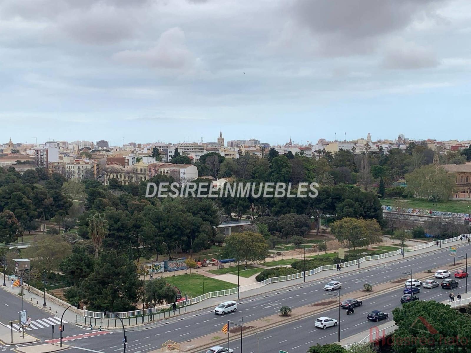 Piso de 3 habitaciones en València ciudad en venta con garaje - 535.000 € (Ref: 10184847)