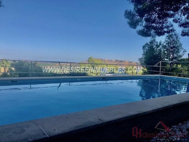 5 soveværelse Villa til salg i Chiva med swimmingpool garage - € 940.000 (Ref: 7568926)