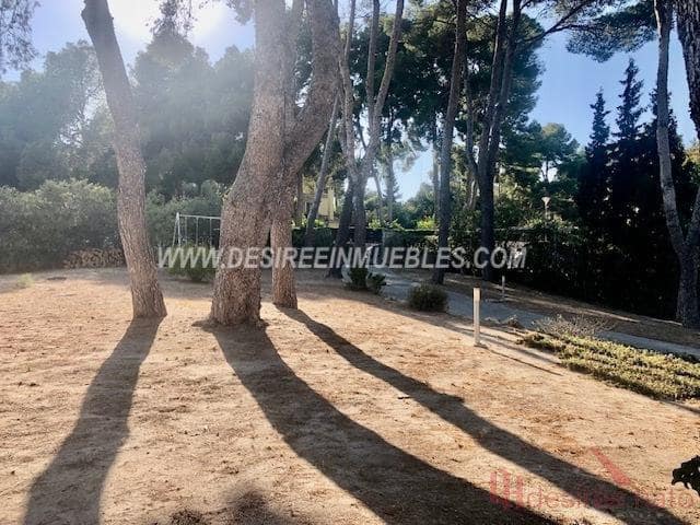 5 soveværelse Villa til salg i Chiva med swimmingpool garage - € 940.000 (Ref: 7568926)