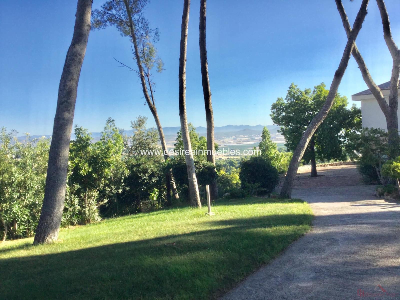 5 soveværelse Villa til salg i Chiva med swimmingpool garage - € 940.000 (Ref: 7568926)