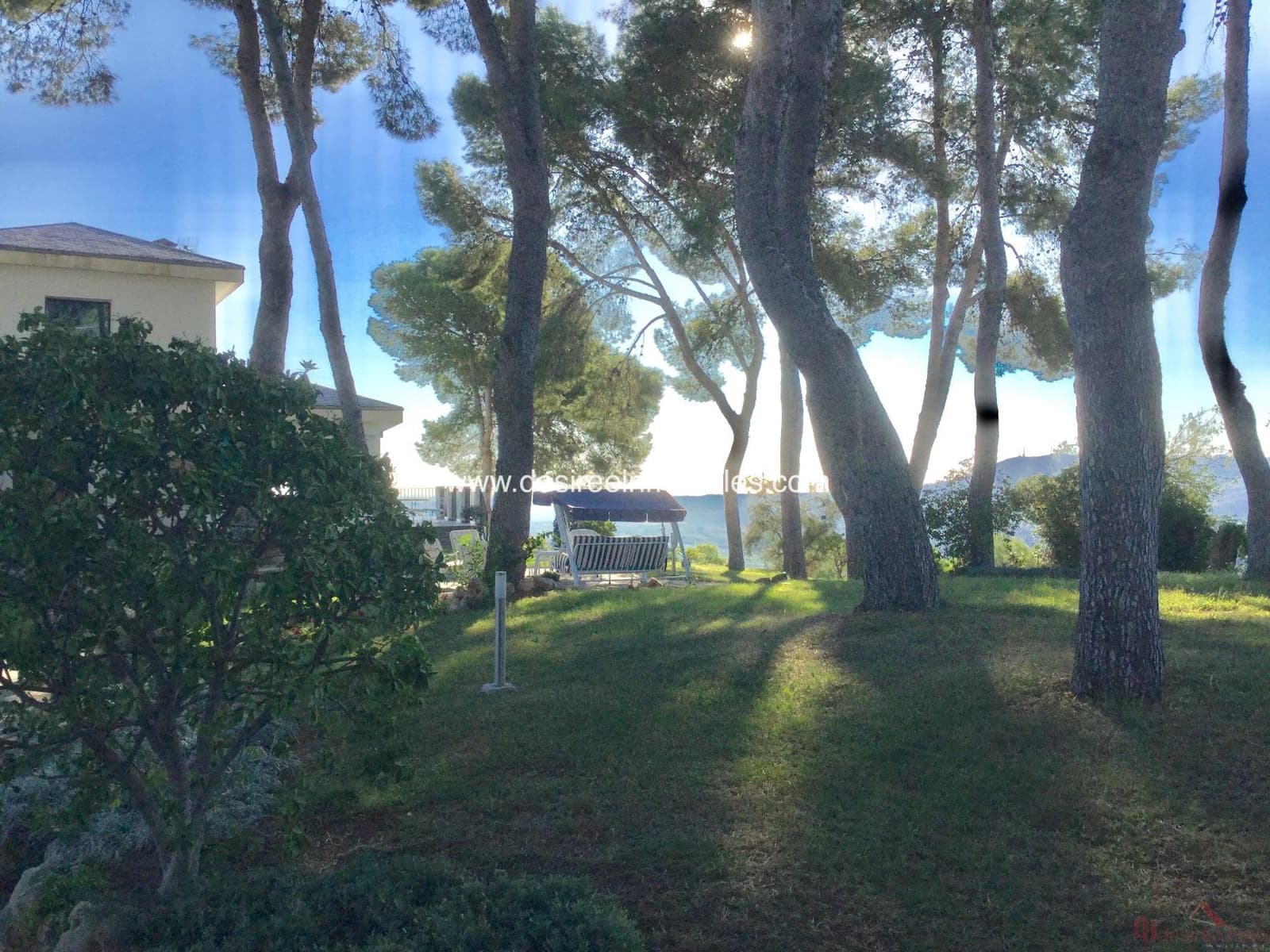 5 soveværelse Villa til salg i Chiva med swimmingpool garage - € 940.000 (Ref: 7568926)