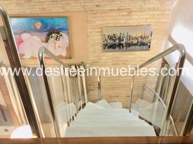 3 soveværelse Penthouse til salg i La Seu, Valencia by med garage - € 1.350.000 (Ref: 7568927)