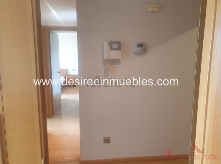 2 slaapkamer Flat te huur in Valencia stad met zwembad garage - € 1.500 (Ref: 7568985)