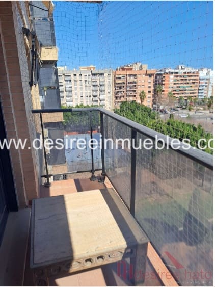 2 slaapkamer Flat te huur in Valencia stad met zwembad garage - € 1.500 (Ref: 7568985)