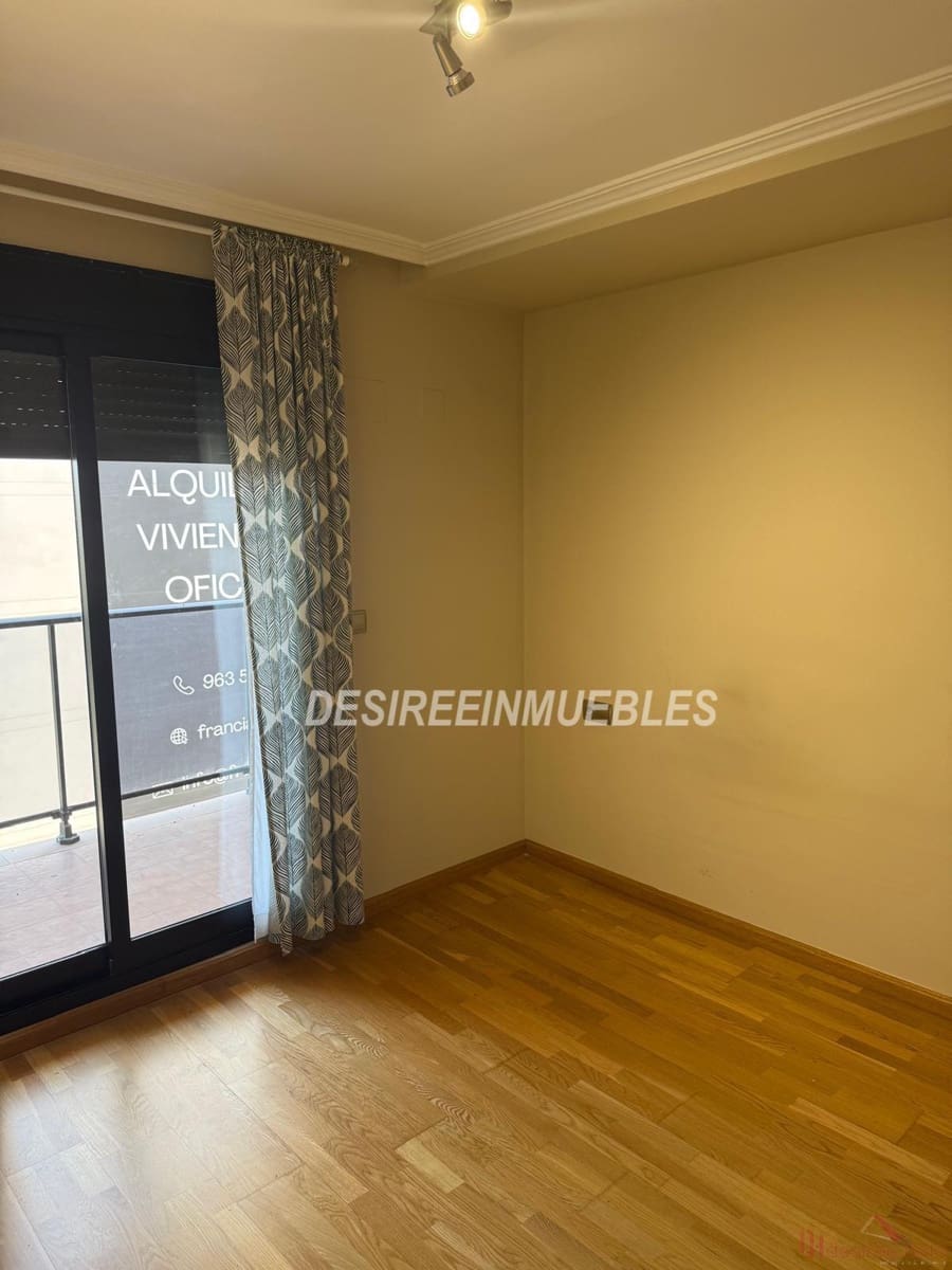 2 bedroom Flat for rent in Valencia city with pool garage - € 1,500 (Ref: 7568985)