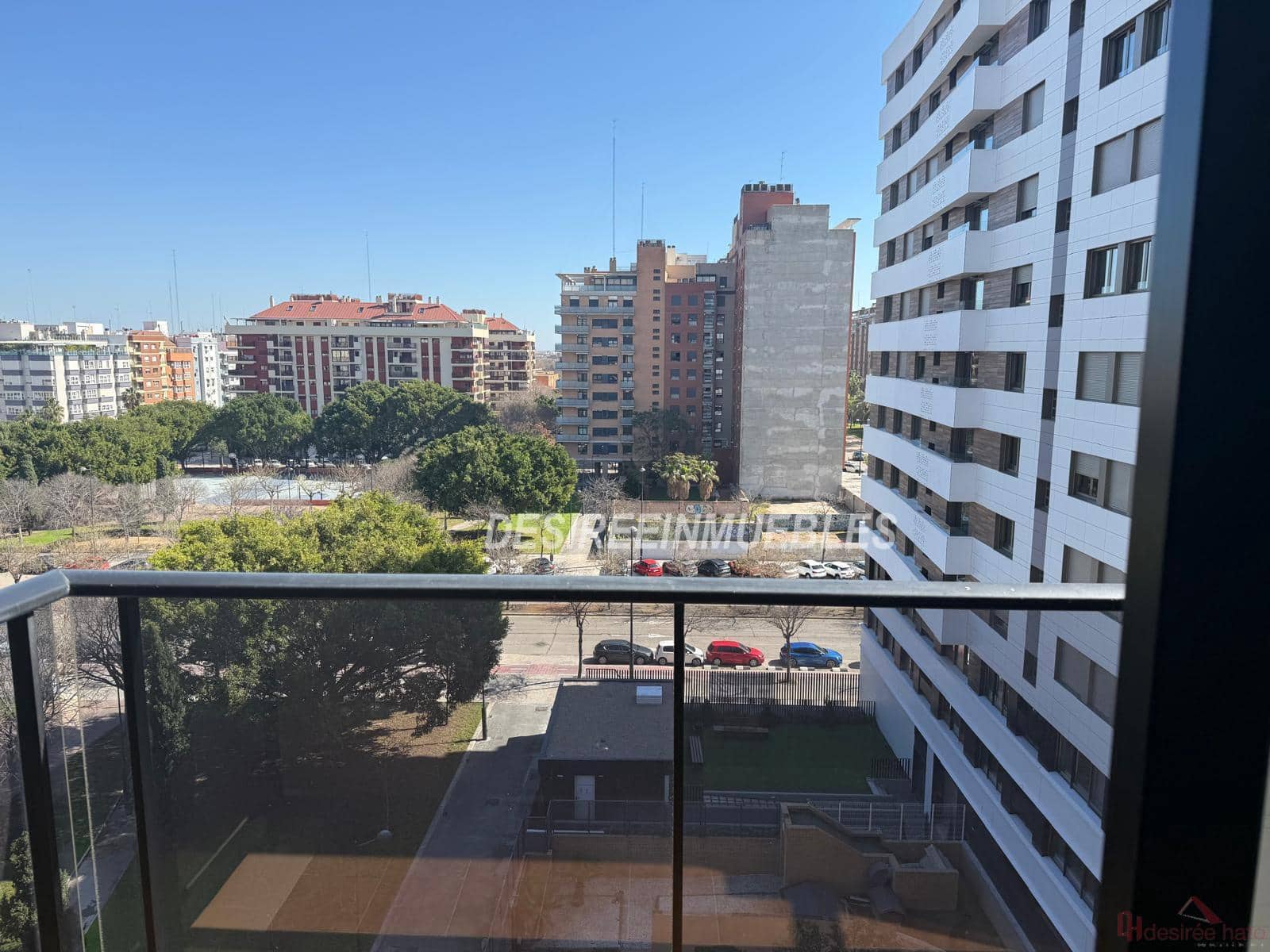 2 bedroom Flat for rent in Valencia city with pool garage - € 1,500 (Ref: 7568985)