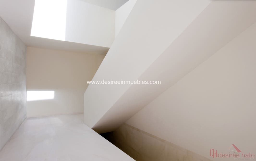 5 soveværelse Villa til salg i Campolivar med swimmingpool garage - € 1.690.000 (Ref: 7568998)