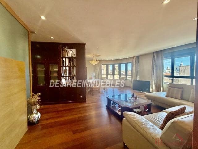 Piso de 3 habitaciones en València ciudad en venta - 1.200.000 € (Ref: 7576041)