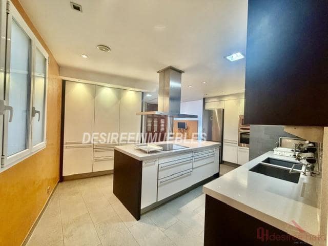 Piso de 3 habitaciones en València ciudad en venta - 1.200.000 € (Ref: 7576041)