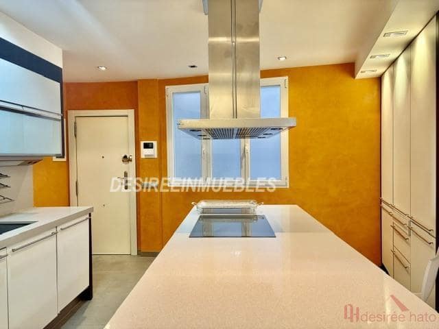 Piso de 3 habitaciones en València ciudad en venta - 1.200.000 € (Ref: 7576041)