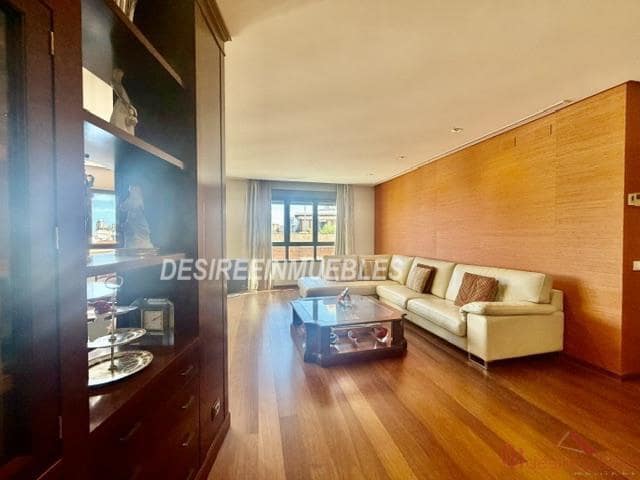 Piso de 3 habitaciones en València ciudad en venta - 1.200.000 € (Ref: 7576041)